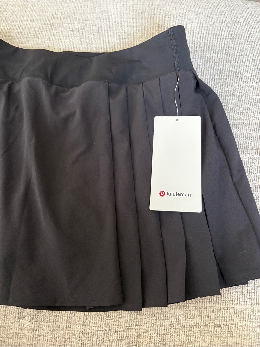 Lululemon Side-Pleat High Rise Tennis skirt w/ liner. 🎾